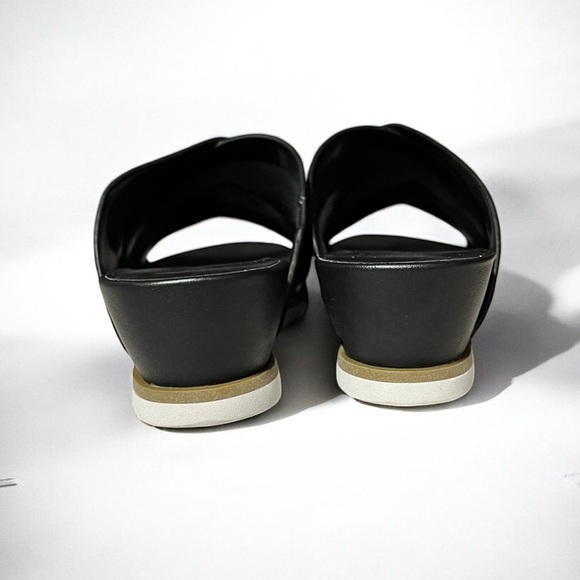 🌻NEW w/box Vaneli Hilde Black Leather Cross Band Low Wedge Slides Size 6W WIDE - Picture 5 of 14